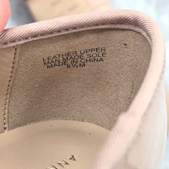 Ann Taylor Bow Ballet Flats Tan Leather Dressy Coquette Minimalist Shoe Size 6.5 - Picture 10 of 12